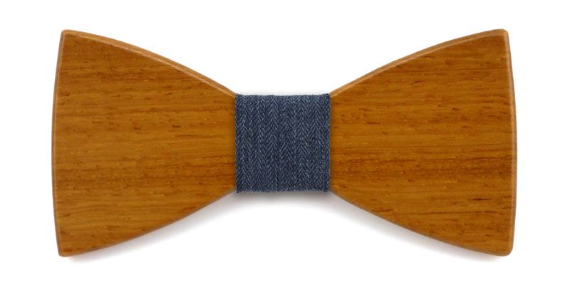 pajarita-de-madera