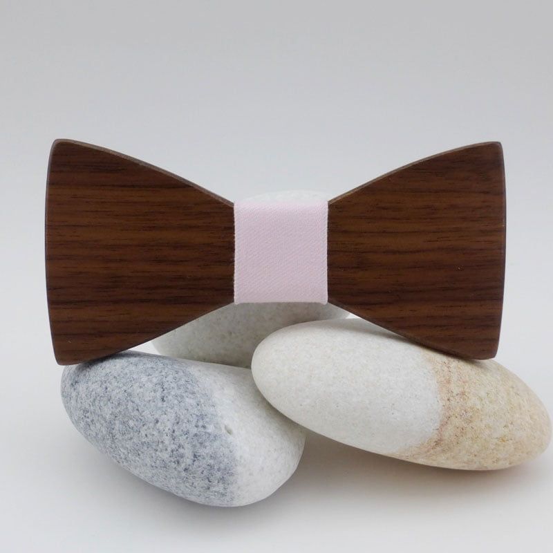 pajarita-rosa-original-hombre